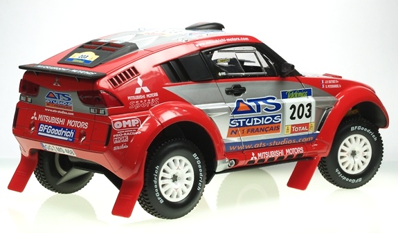 Mitsubishi Pajero Evolution Dakar (2004) Solido 9052 1/18 