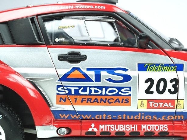 Mitsubishi Pajero Evolution Dakar (2004) Solido 9052 1/18 