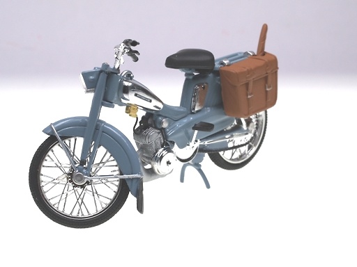 Mobylette con surtidor mezcla (1966) Solido 1/18 