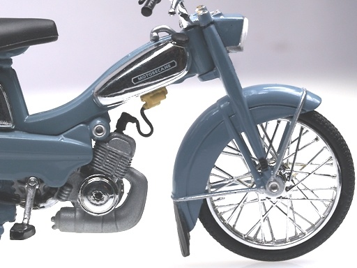 Mobylette con surtidor mezcla (1966) Solido 1/18 