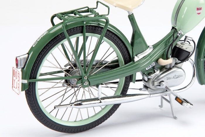 NSU Quickly (1953) Schuco 4506662500 1/10 