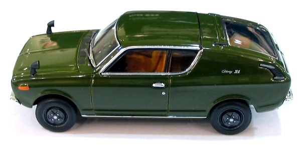 Nissan Cherry Coupé X1 (1971) Ebbro 1/43 Nissan Cherry Coupé X1 (1971) Ebbro 43541 1/43