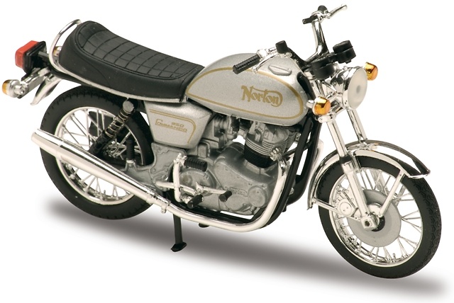 Norton 850 Commando (1968) Solido 15032900 1/18 