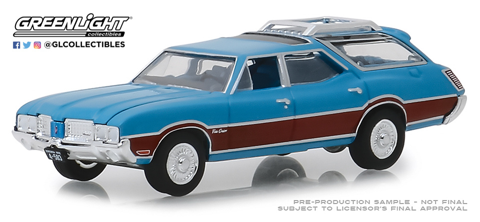 29950-D 1:64 Estate Wagons Series 3 - 1972 Oldsmobile Vista Cruiser - Viking Blue and Wood Grain Solid Pack 