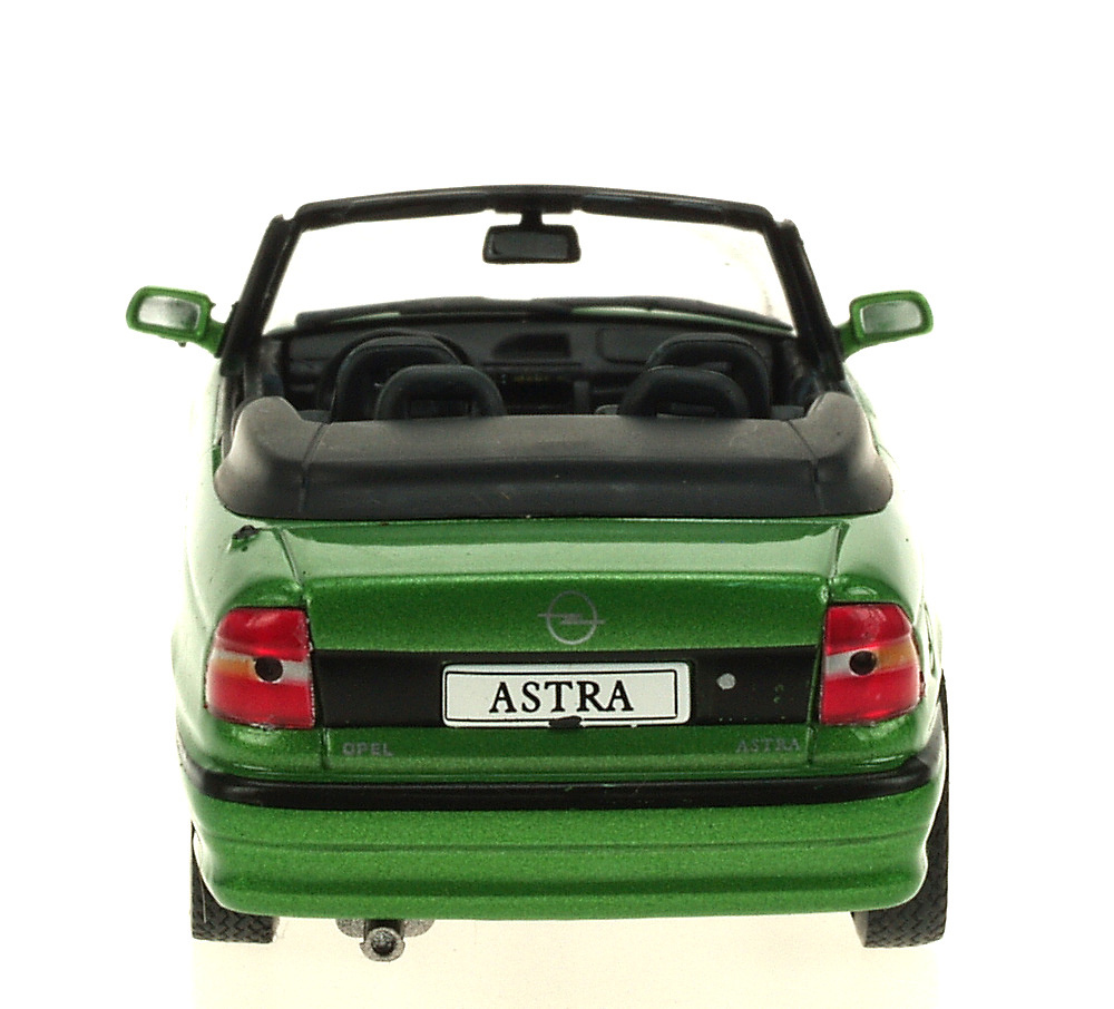 Opel Astra F Cabriolet (1992) Ixo 1/43 Eaglemoos Publications 