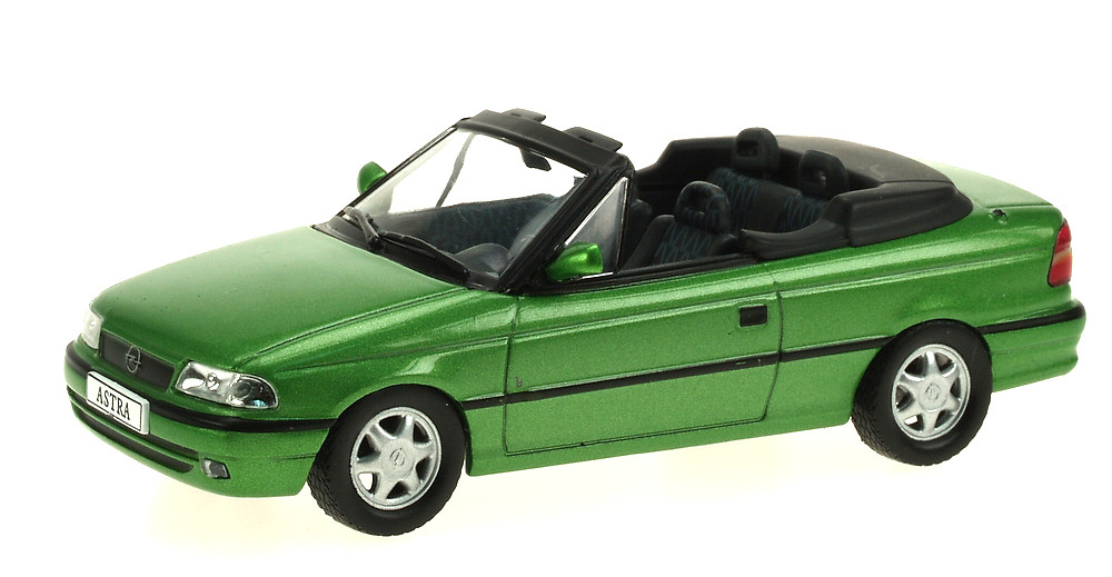 Opel Astra F Cabriolet (1992) Ixo 1/43 Eaglemoos Publications 