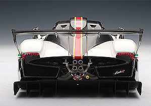 Pagani Zonda R (2007) Autoart 78262 1/18 