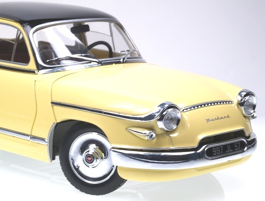 Panhard PL17 Berlina (1961) Solido 1/18 