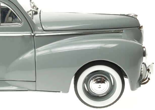 Peugeot 203 Berlina (1954) Solido 8145 1/18 