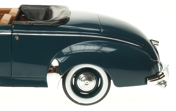 Peugeot 203 Cabriolet (1954) Solido 8155 1/18 