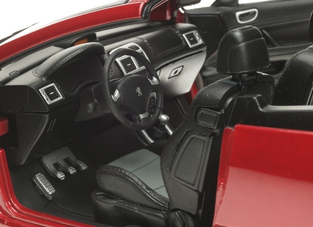 Peugeot 307 CC cabriolet-coupé (2003) Solido 8148 1/18 