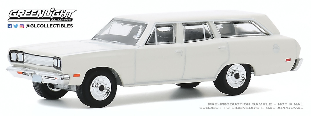 Plymouth Satellite Station Wagon (1969) Greenlight 29990B 1/64 