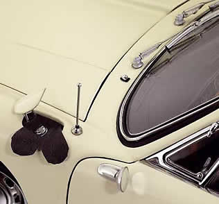 Porsche 901 Coupé (1964) CMC M-067 1/18 