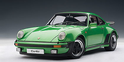 Autoart 77974 Porsche 911 3.0 Turbo -930- (1976) Autoart 1/18 Color Verde Metalizado