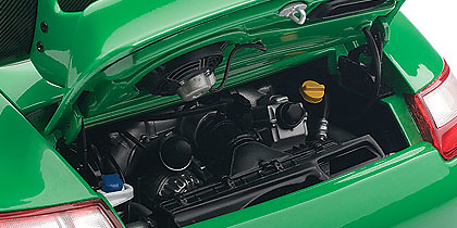 Porsche 911 -997- GT3 RS (2010) Autoart 12118 1/12 .