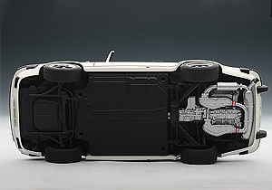 Porsche 911 Carrera (1988) Autoart 1:18 Autoart 78012 