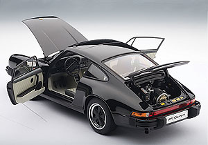 Porsche 911 Carrera (1988) Autoart 1:18 Autoart 78013 