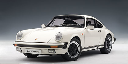 Porsche 911 Carrera (1988) Autoart 78012 1:18 