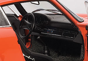 Porsche 911 Carrera RS 2.7 (1973) Autoart 78057 1/18 