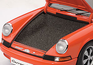 Porsche 911 Carrera RS 2.7 (1973) Autoart 78057 1/18 