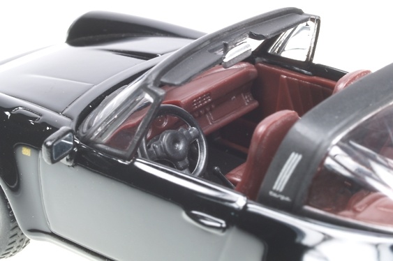Porsche 911 Targa (1977) Solido 1868 1/43 Porsche 911 Targa (1977) Solido 1/43