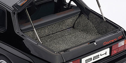 Autoart 78001 Porsche 924 Carrera GT (1980) Autoart 1:18 color negro