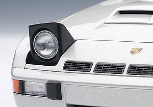 Autoart 78002 Porsche 924 Carrera GT (1980) Autoart 1:18 color Gris Plata Diamante