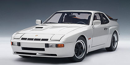 Porsche 924 Carrera GT (1980) Autoart 78001 1/18 