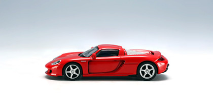 Porsche Carrera GT (2003) Autoart 20633 1/64 
