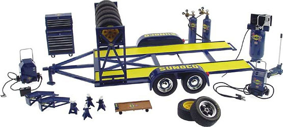 Remolque plataforma con accesorios GMP 1/18 