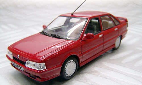 Renault 21 Turbo Rojo Universal Hobbies 1/43 