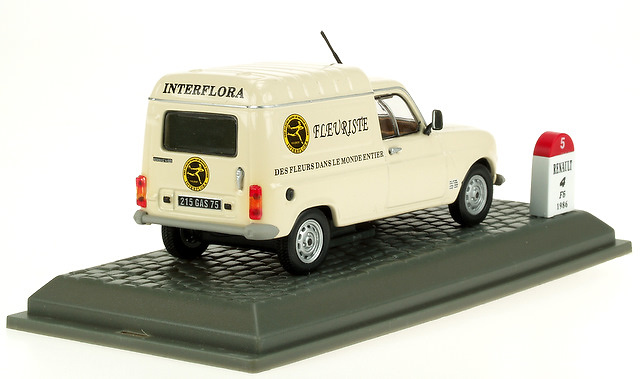 Renault 4F6 