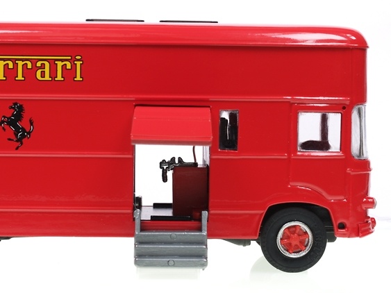 Rolfo OM160 Transporte Oficial Ferrari (1967) Old Cars 57000 1/43 