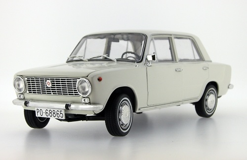 IST Models IST18001SEB Seat 124 (1969) IST 1:18