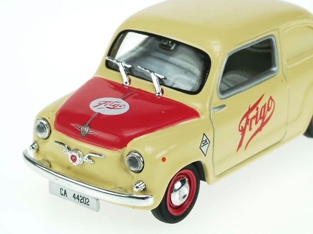 Seat 600 Comercial Frigo (1965) Salvat Solido 1/43 