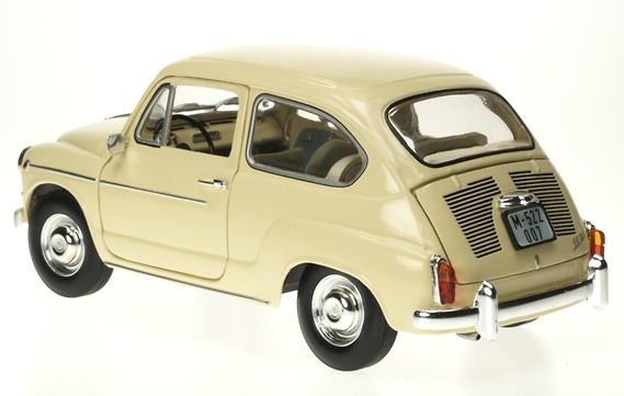 Revell 08849 Seat 600D (1968) Revell 1:18 color beige