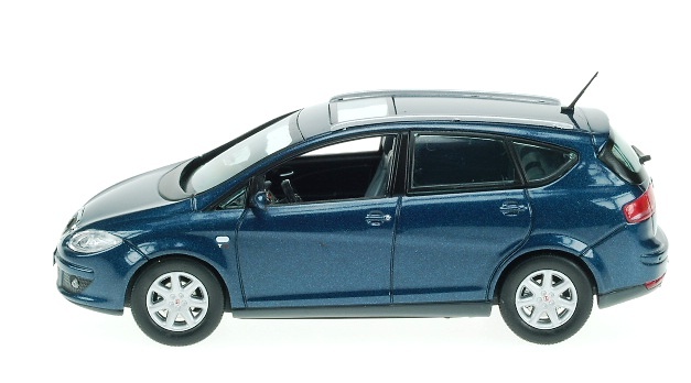 Seat Altea XL (2006) Ixo 1/43 