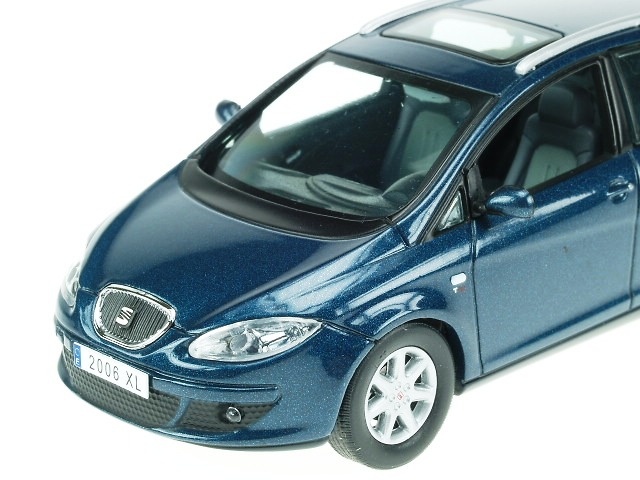 Seat Altea XL (2006) Ixo 1/43 