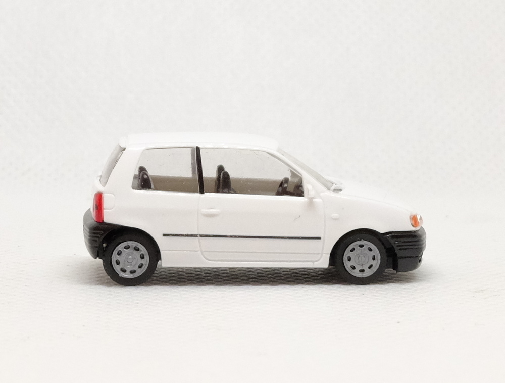 Seat Arosa (1998) AMW 0240 1/87 