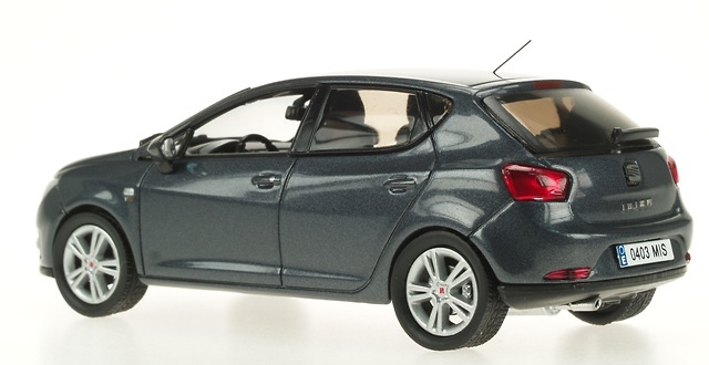 Seat Ibiza 5p. Serie IV (2008) Ixo 1/43 