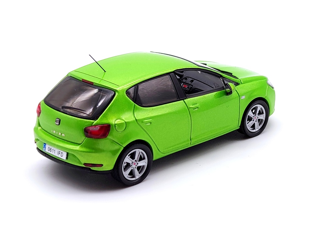 Seat Ibiza 5p. Serie IV (2008) Ixo 1/43 