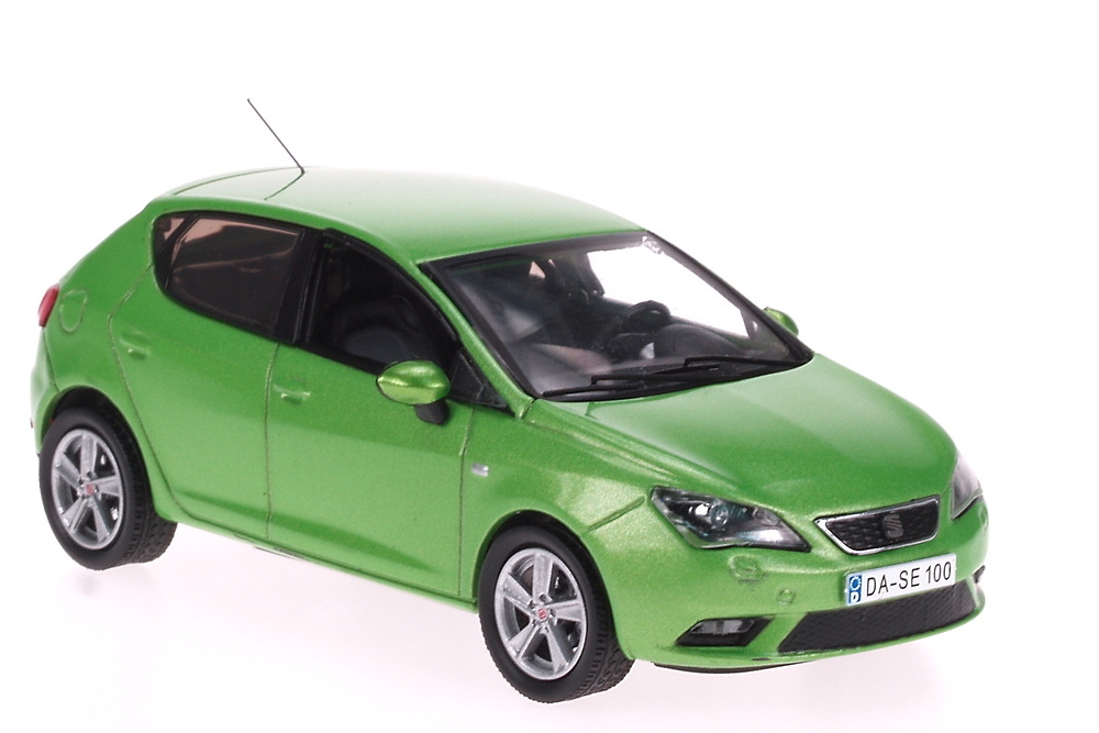 Seat Ibiza Restiling 5 p. Seat Ibiza Restiling 5 p. (2012) AF 1:43 Verde Lima