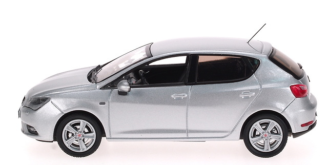 Seat Ibiza Restiling 5 p. (2012) AF 1:43 Gris Plata 