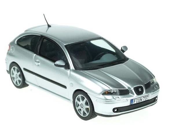 Seat Ibiza Serie III (2002) Ixo 1/43 