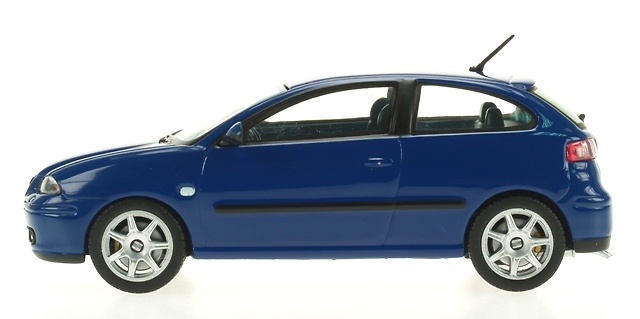 Seat Ibiza Serie III (2002) Ixo 1/43 Azul Oscuro 