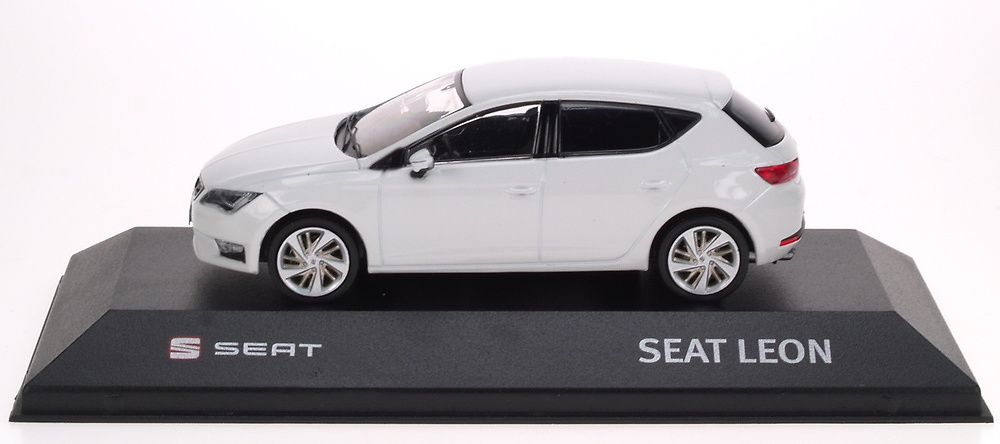 Seat Leon FR Serie 3 (2012) Seat Leon FR Serie 3 (2012) AF 1:43 Color Blanco