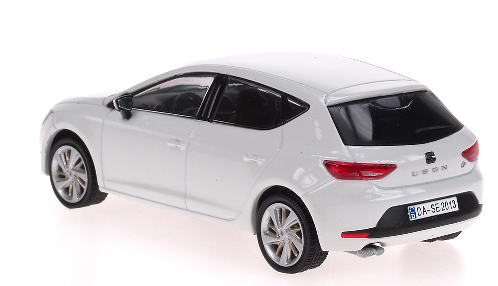 Seat Leon FR Serie 3 (2012) Seat Leon FR Serie 3 (2012) AF 1:43 Color Blanco