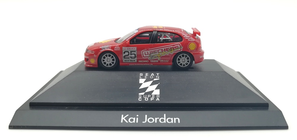 Seat Leon Supercopa nº 25 Kai Jordan (2005) Herpa 38089 1/87 