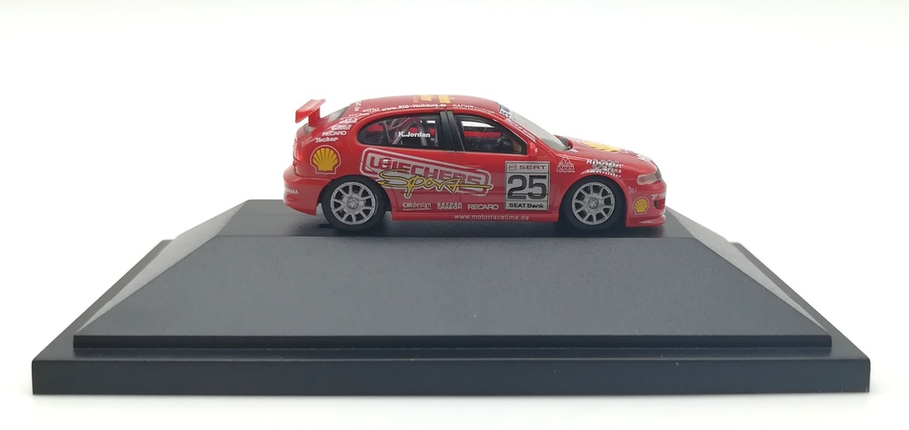 Seat Leon Supercopa nº 25 Kai Jordan (2005) Herpa 38089 1/87 