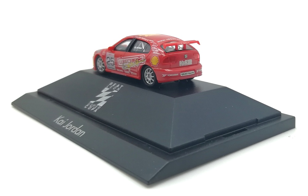 Seat Leon Supercopa nº 25 Kai Jordan (2005) Herpa 38089 1/87 